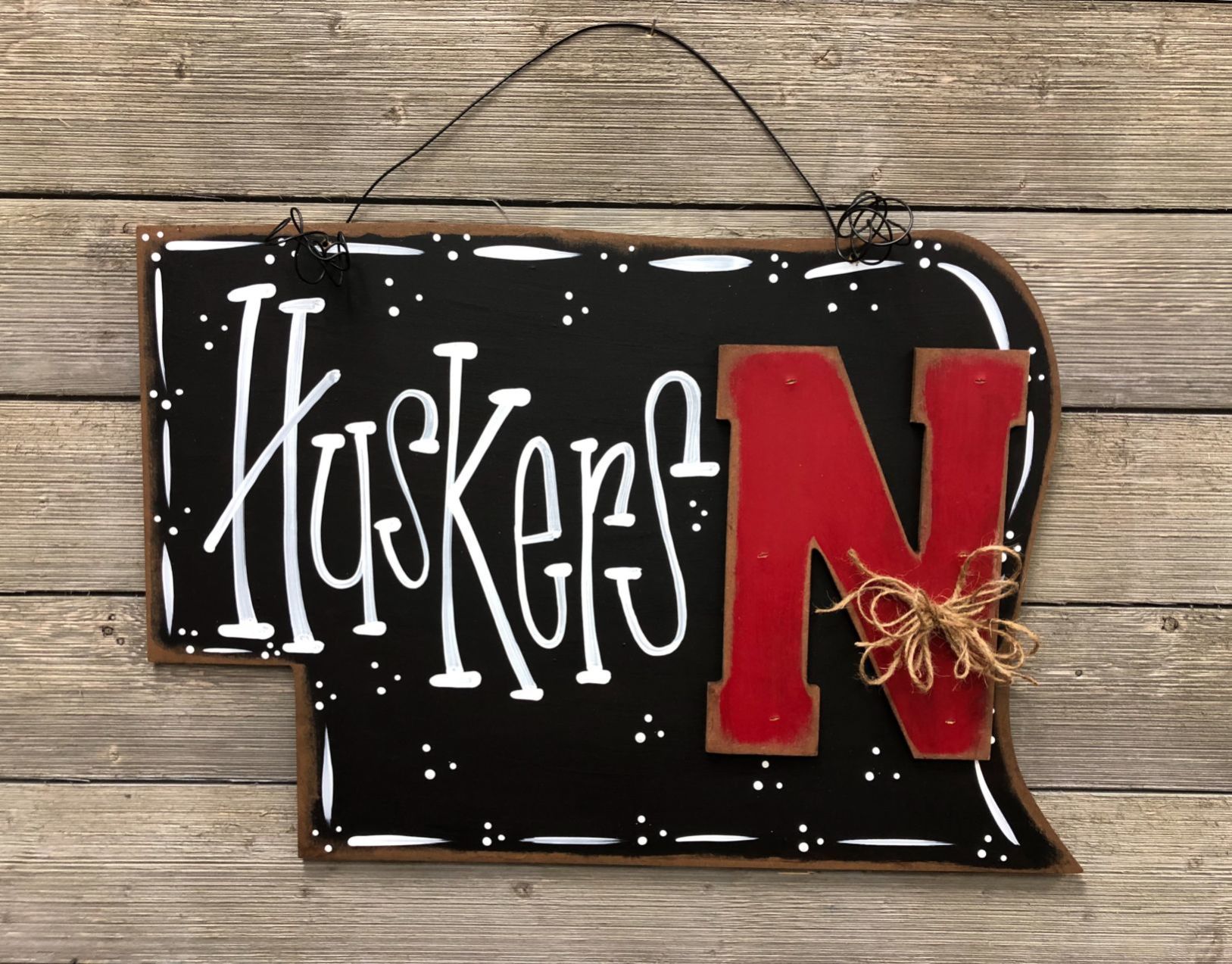 20190921_biz_huskerlicensing (3)